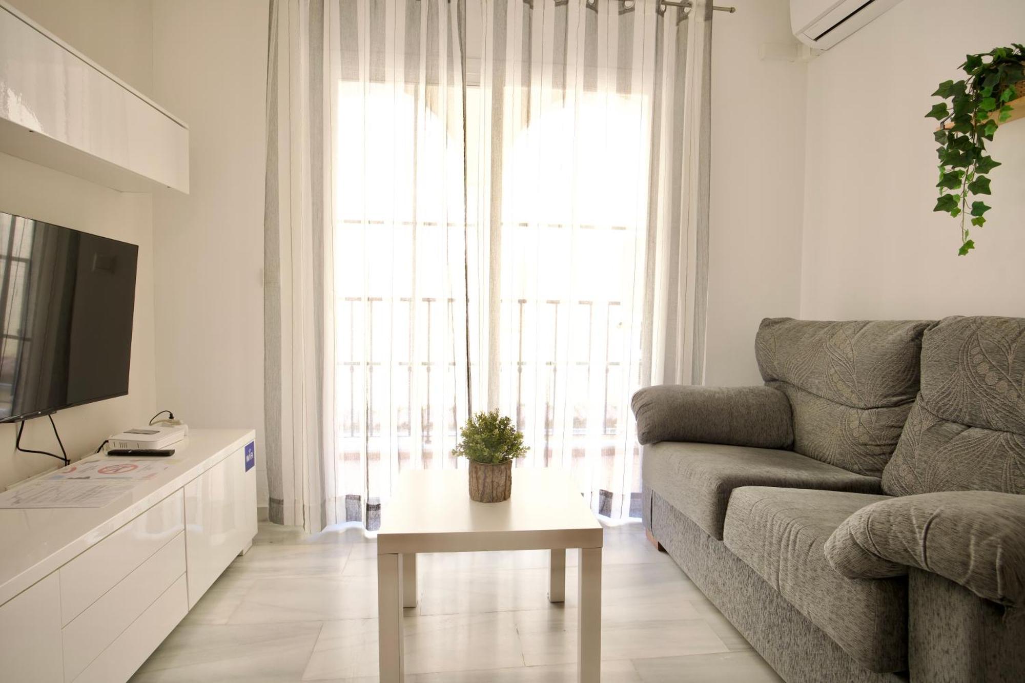 Bonito Apartamento Cerca De La Playa De Торрокс-Коста Экстерьер фото