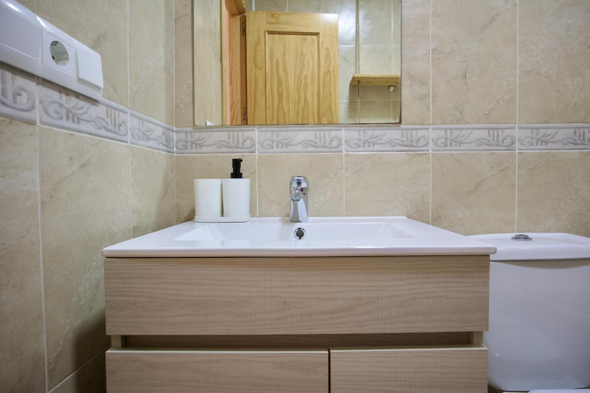 Bonito Apartamento Cerca De La Playa De Торрокс-Коста Экстерьер фото